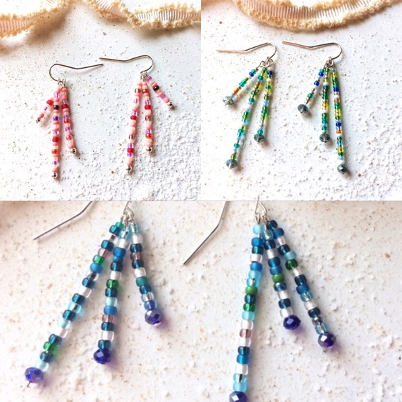 Three pairs seed bead dangle earrings - Picture 1 of 4